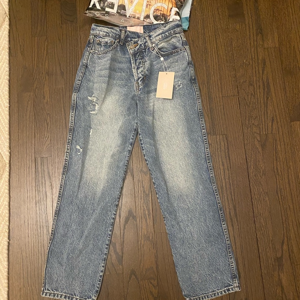 New REVICE Denim 90s Baby Extra Perks Wash Size 28